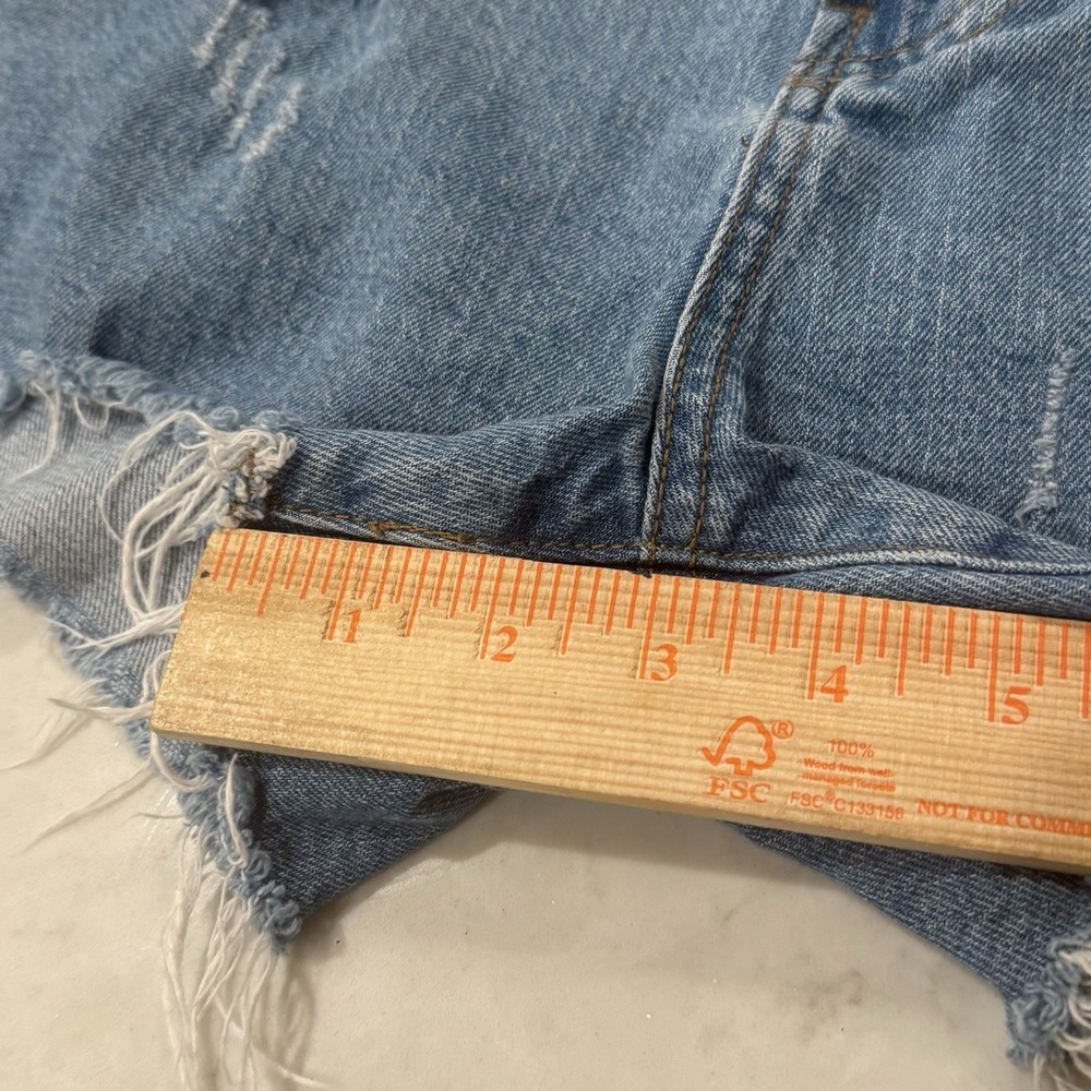 Urban Outfitters BDG Women's High Rise Raw Hem Denim Jean 3" Shorts Size 25 - Picture 5 of 8